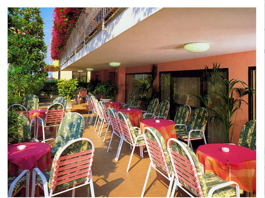 Hotel Glenn Rimini Exterior foto